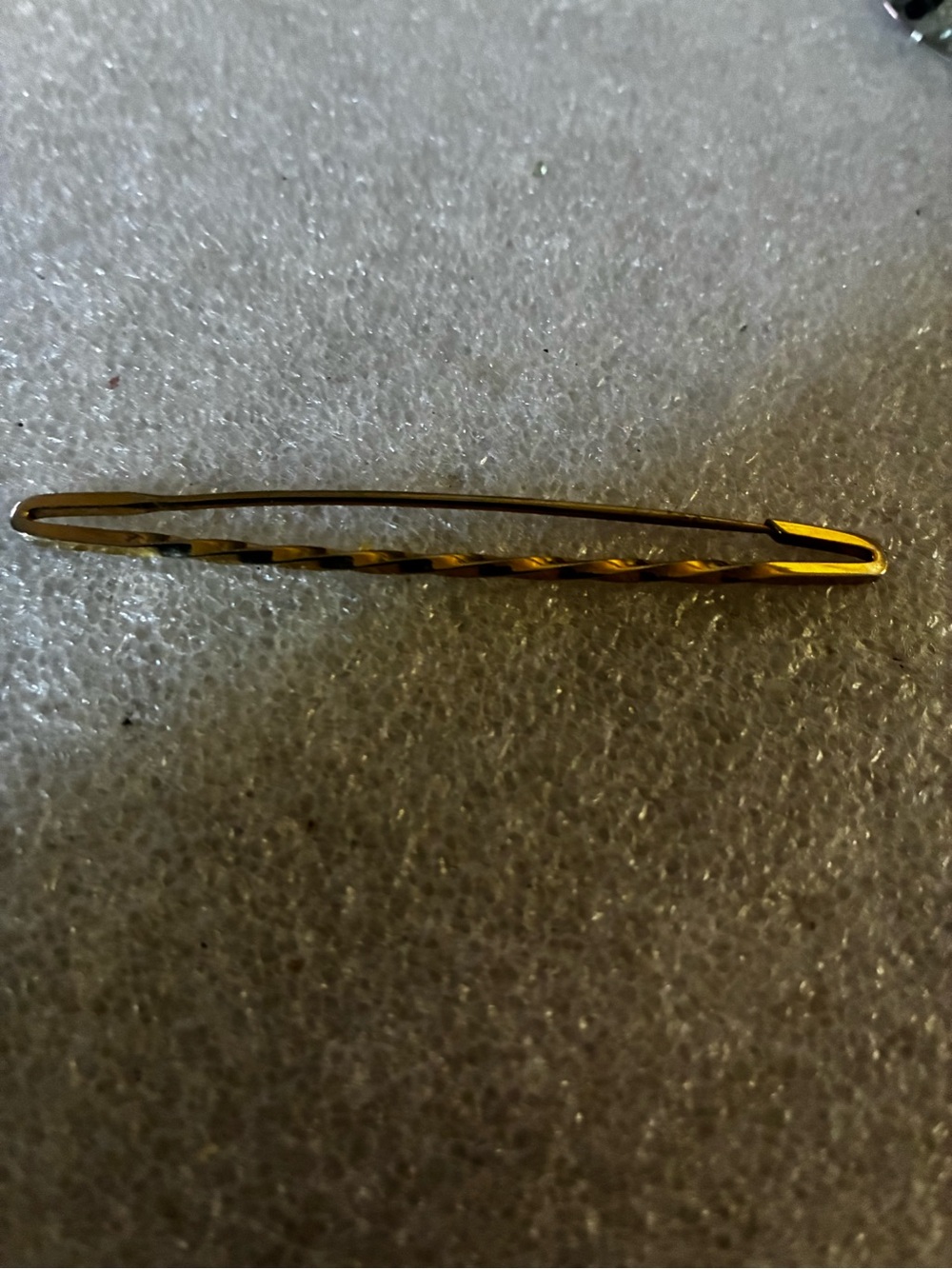 Gold-Tone Twisted Barrette pen